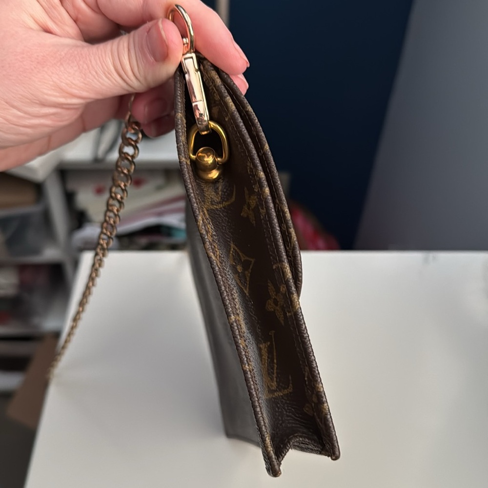Louis Vuitton Monogram Flap Crossbody Clutch - Picture 3 of 5